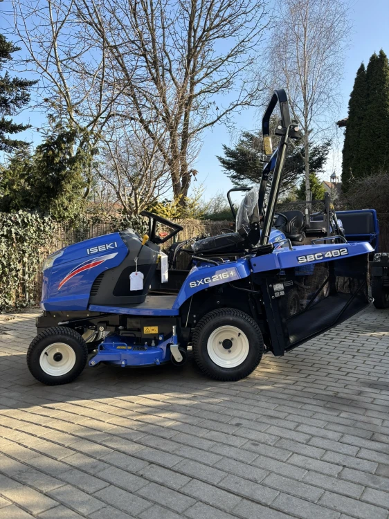 Kosiarka traktorek ISEKI SXG 216 M (Diesel, 2 cylindry, 15KM)