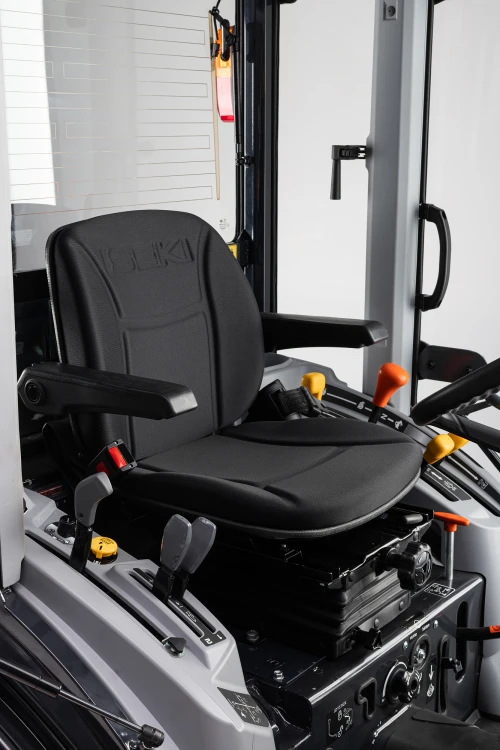 Traktor komunalny Iseki TM4270 AHLK - z klimatyzowaną kabiną
